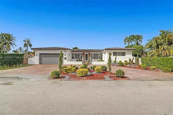 North Miami Beach, FL 33160,3101 NE 164th St