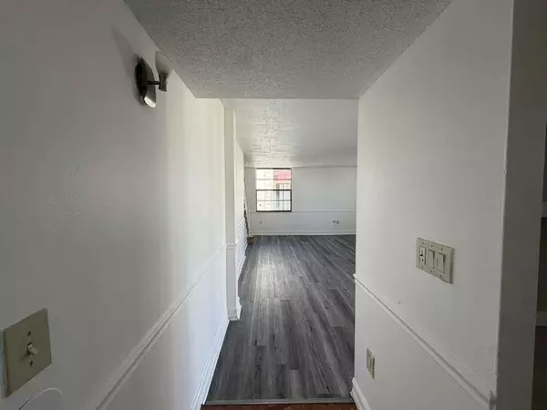 Lauderhill, FL 33313,1754 NW 55th Ave #204