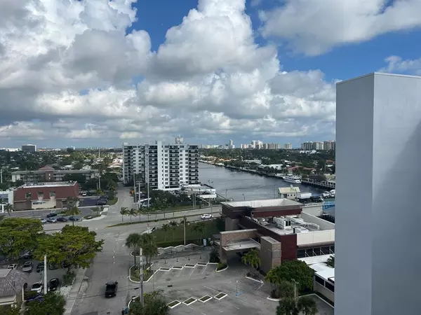 Fort Lauderdale, FL 33308,3100 NE 49th St #PH06