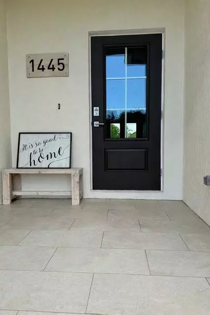 Okeechobee, FL 34974,1445 SE 23rd St