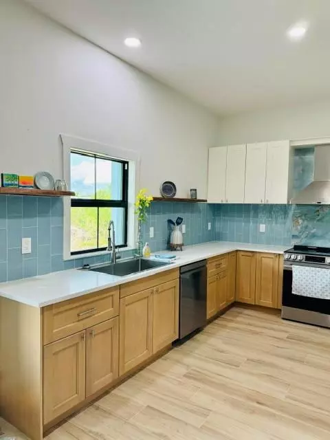 Okeechobee, FL 34974,1445 SE 23rd St