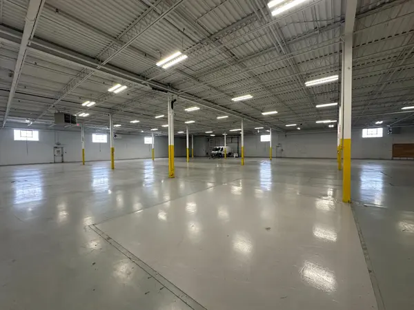 Mississauga, ON L5E 1H1,865 Rangeview RD