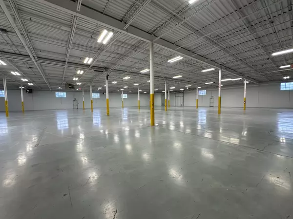 Mississauga, ON L5E 1H1,865 Rangeview RD