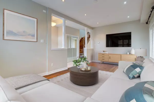 Hamilton, ON L8E 6C6,23 Panorama WAY