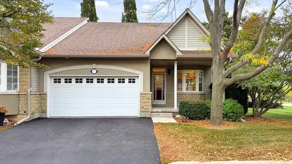 Hamilton, ON L9K 1N5,212 Stonehenge DR #1