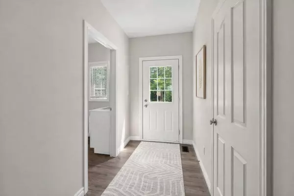 Trent Lakes, ON K0M 1A0,92 Tate's Bay RD