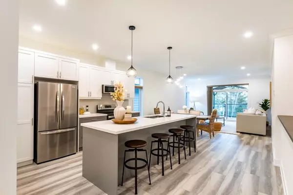 Huntsville, ON P1H 0G4,37 Jack ST