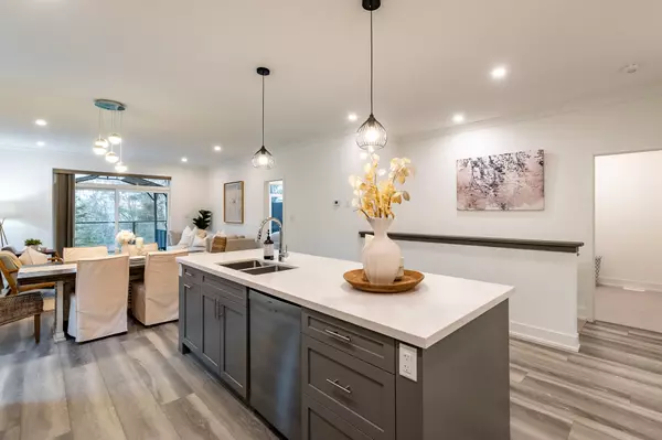 Huntsville, ON P1H 0G4,37 Jack ST