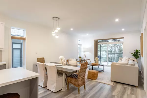 Huntsville, ON P1H 0G4,37 Jack ST