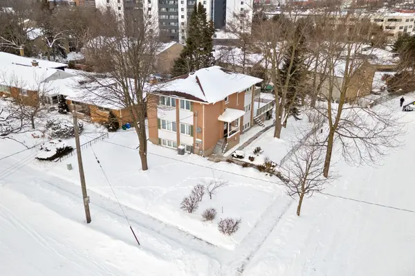58 Brandon AVE, Kitchener, ON N2M 2J3