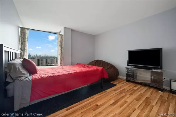 Detroit, MI 48214,8200 E Jefferson AVE #1802