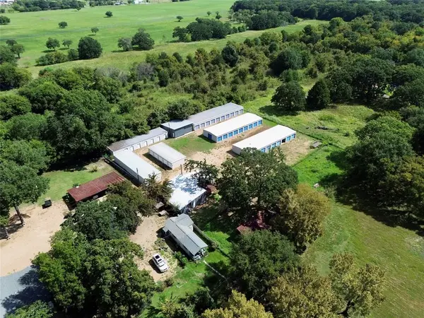 Mabank, TX 75156,502 Peach Tree Road