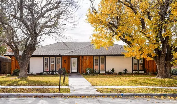 2302 Greenhill Drive, Carrollton, TX 75006