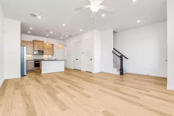 North Richland Hills, TX 76180,4325 Henderson Avenue