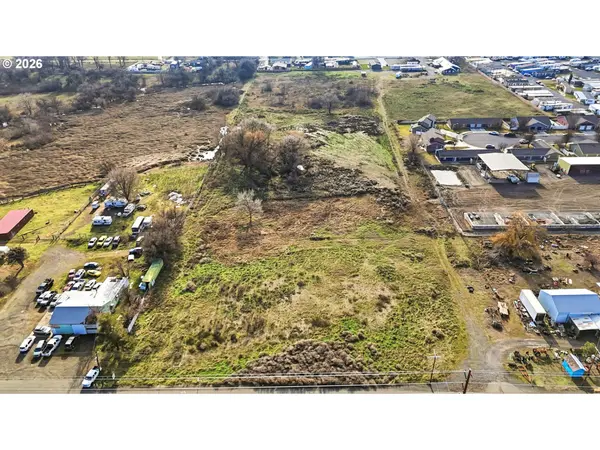 E ELM, Hermiston, OR 97838