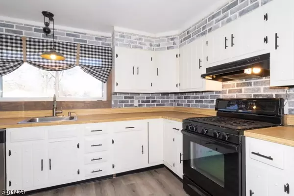 Linden City, NJ 07036,316 W Gibbons St