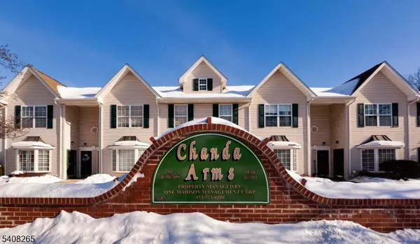 Clifton City, NJ 07012,34 Chanda Ct #34