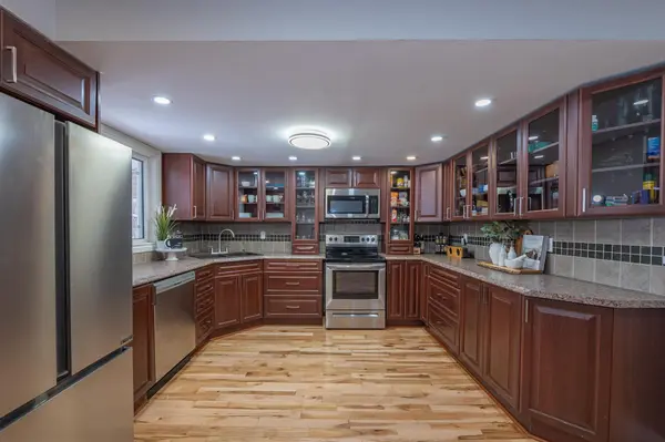 Scugog, ON L0B 1L0,48 Johnstone LN