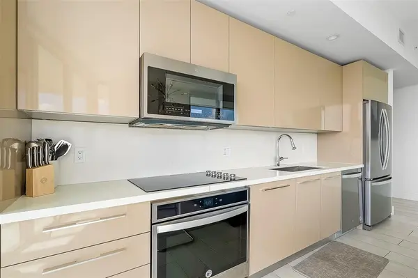 Sunrise, FL 33323,2000 Metropica Way #1410