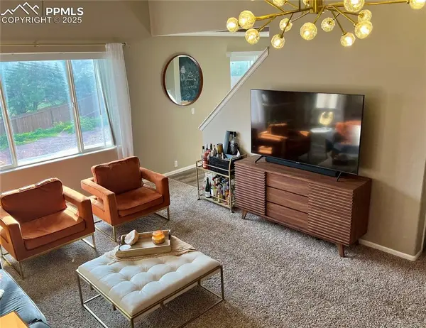 Colorado Springs, CO 80923,6853 Summer Grace ST