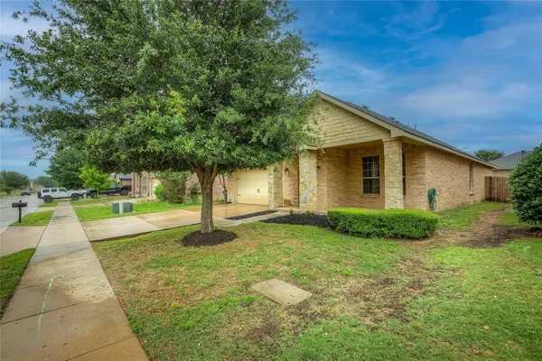 Fort Worth, TX 76179,5829 Deck House Road