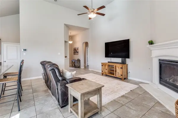 Saginaw, TX 76131,1133 Belsay