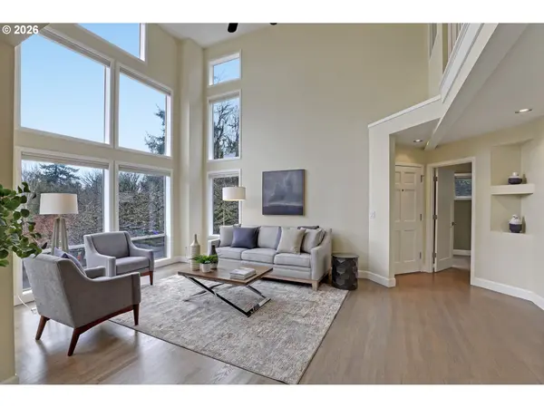 Portland, OR 97219,7635 S HOOD AVE