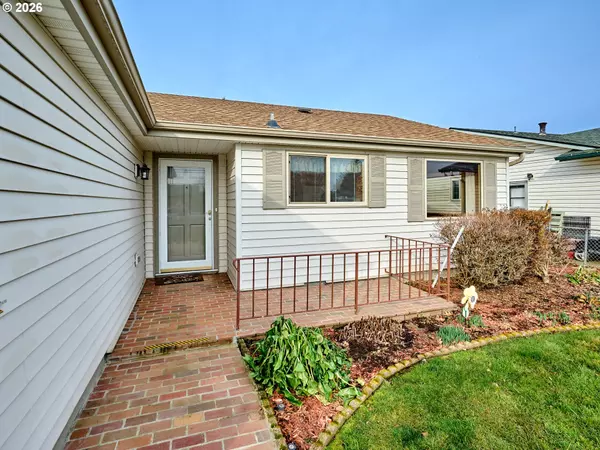 Woodburn, OR 97071,163 W CLACKAMAS CIR