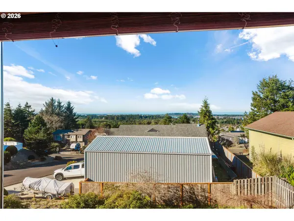 Coos Bay, OR 97420,770 PREFONTAINE DR