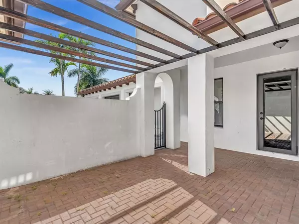 Cooper City, FL 33024,3351 NW 82nd Way