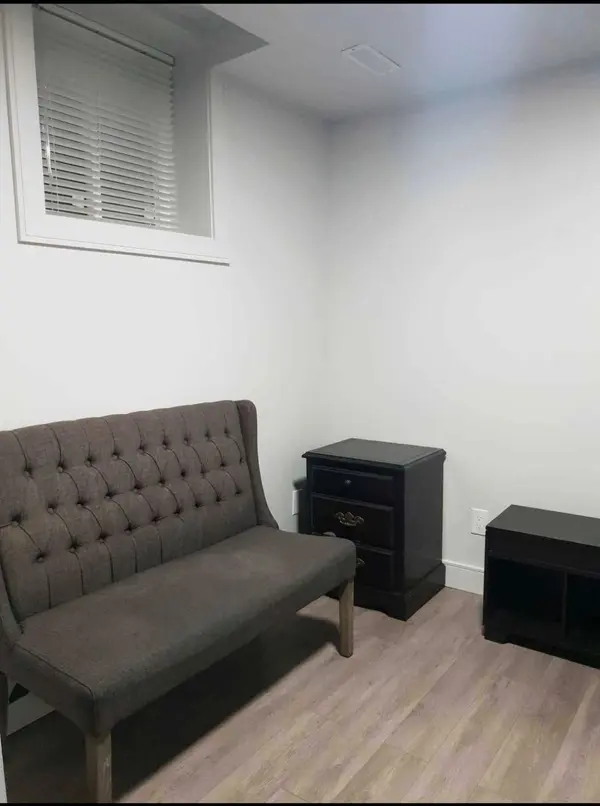 44 Andy CRES #Lower Level, Vaughan, ON L4H 1C5