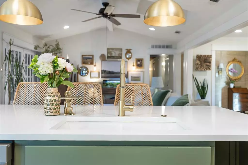 Dallas, TX 75248,7721 Chattington Drive