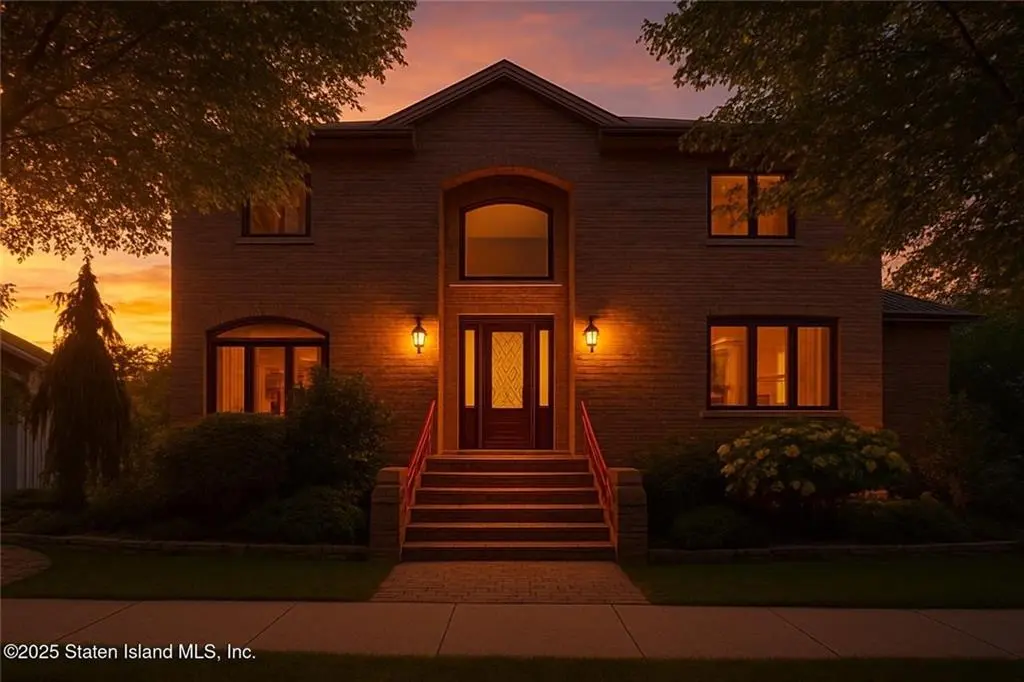 Staten  Island, NY 10307,140 Craig AVE