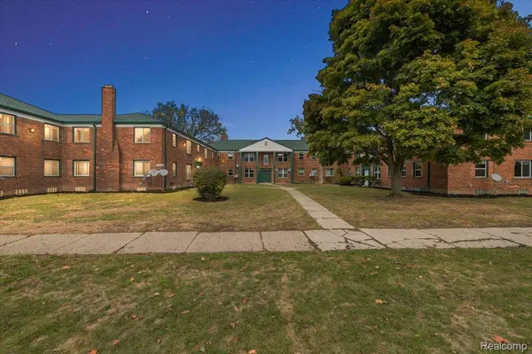 15860 Joy RD, Detroit, MI 48228