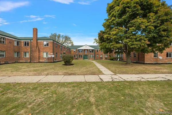 15860 Joy RD, Detroit, MI 48228