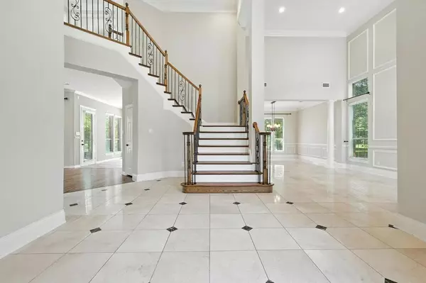 Irving, TX 75063,2008 Boxwood Drive