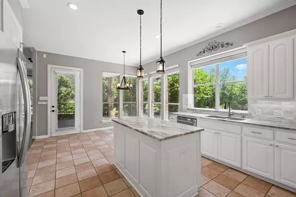 Irving, TX 75063,2008 Boxwood Drive