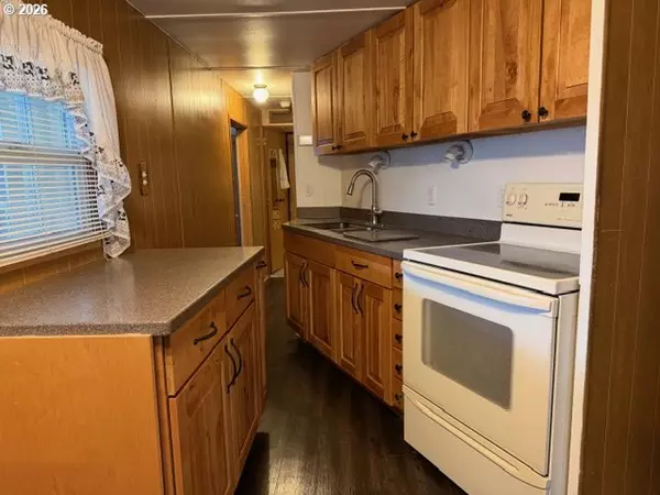 Portland, OR 97236,16901 SE DIVISION ST #74