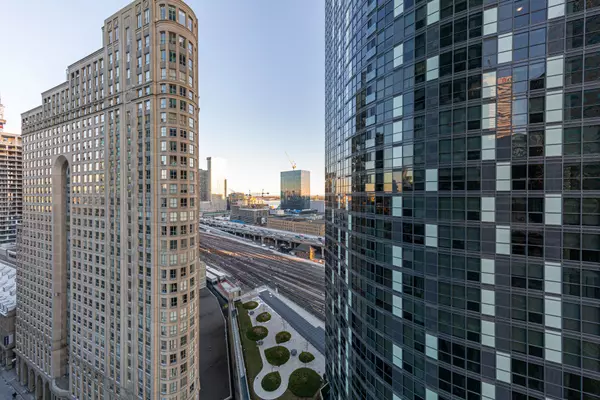 Toronto C08, ON M5E 0A6,8 The Esplanade N/A #1912