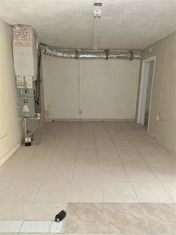 Fort Lauderdale, FL 33311,Address not disclosed