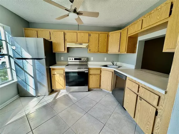 Greenacres, FL 33415,222 Foxtail Dr #E