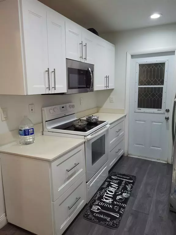 Pompano Beach, FL 33064,Address not disclosed