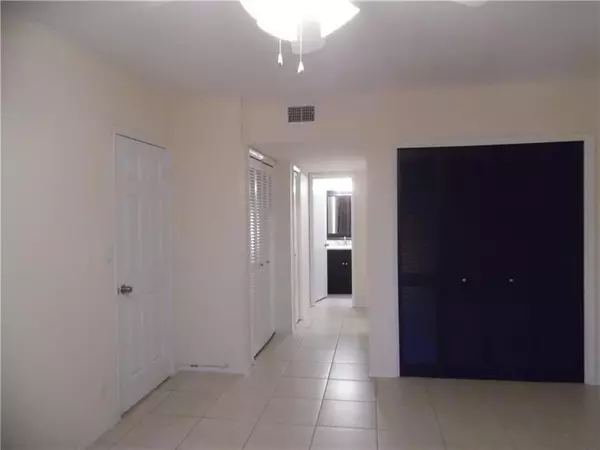 Pompano Beach, FL 33069,Address not disclosed