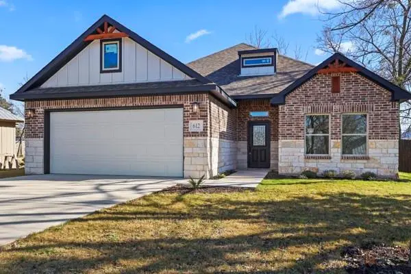 Celeste, TX 75423,612 N US Highway 69