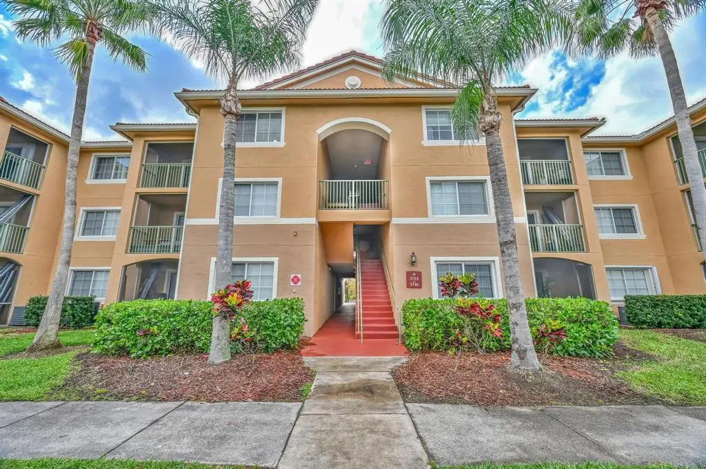 Jensen Beach, FL 34957,3740 NW Adriatic Ln #305