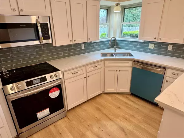 North Richland Hills, TX 76180,6513 Circleview Drive