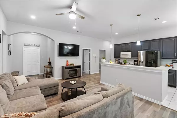 Dallas, TX 75211,1317 Dacki Avenue