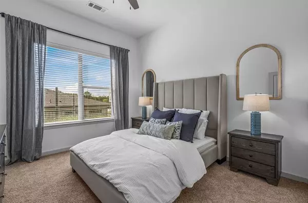 Arlington, TX 76010,3120 E Park Row Drive #3104