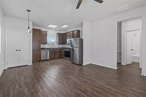 Denton, TX 76209,818 Rose Street #B