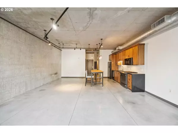 Portland, OR 97209,1030 NW 12TH AVE #330